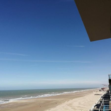 Lovely N° 9 Op Ieder Moment Een Prachtig Zeezicht & Zwembad Middelkerke Eksteriør bilde